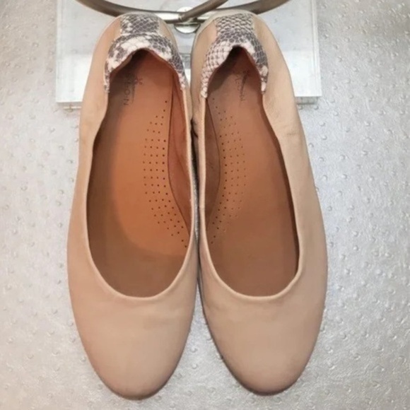 Caslon Women’s Flats sz 6.5 Suede Latte Brown 6.5 NEW #F220 - Picture 1 of 7